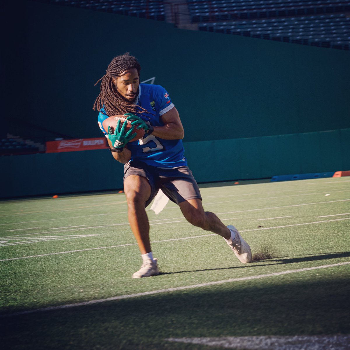 Rule #1 always follow yours dreams 🌌✨Rule #2 follow rule #1 🙏🏽‼️#NFLAlumniAcademy