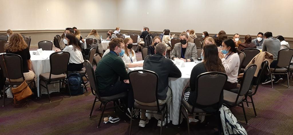 clawedfeet's tweet photo. Speed Mentoring at #12thSDB, #structuralbirthdefects https://t.co/2Lo3rz278d