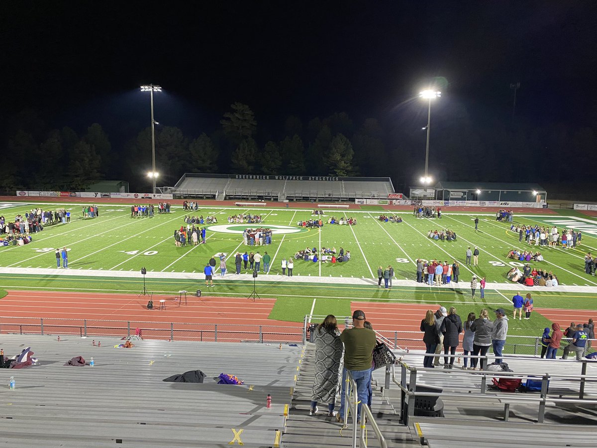FCAgwilson's tweet photo. Oh what a night! Love it when God shows Himself like this. 750+ attended tonight’s FCA Fields of Faith event. Gr8 job by volunteers Margaret Pangle, Riki Massey, Holly Ackley, &amp; Greenbrier coaches Bryce Massey, Shane Pangle, &amp; Steve Ackley were also instrumental! #GAFCA #FCA #FOF https://t.co/fJbSxUGFeK