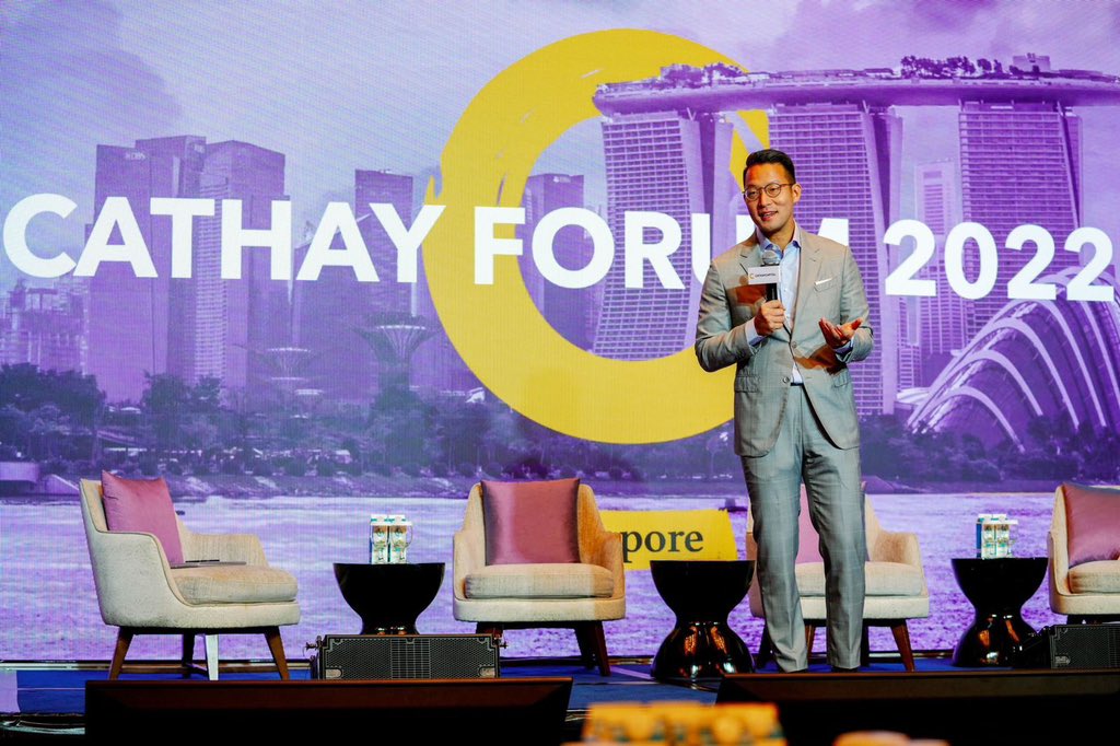 Forum Cathay ke-9 di Singapore membahas tren ekonomi &amp; masyarakat ke depan dalam konteks makroekonomi &amp; geopolitik saat ini. Kami berdiskusi tentang peluang dan tantangan bisnis &amp; investasi di Indonesia &amp; Asean, serta bagaimana Lippo berinovasi, mengubah &amp; memperkuat posisinya.