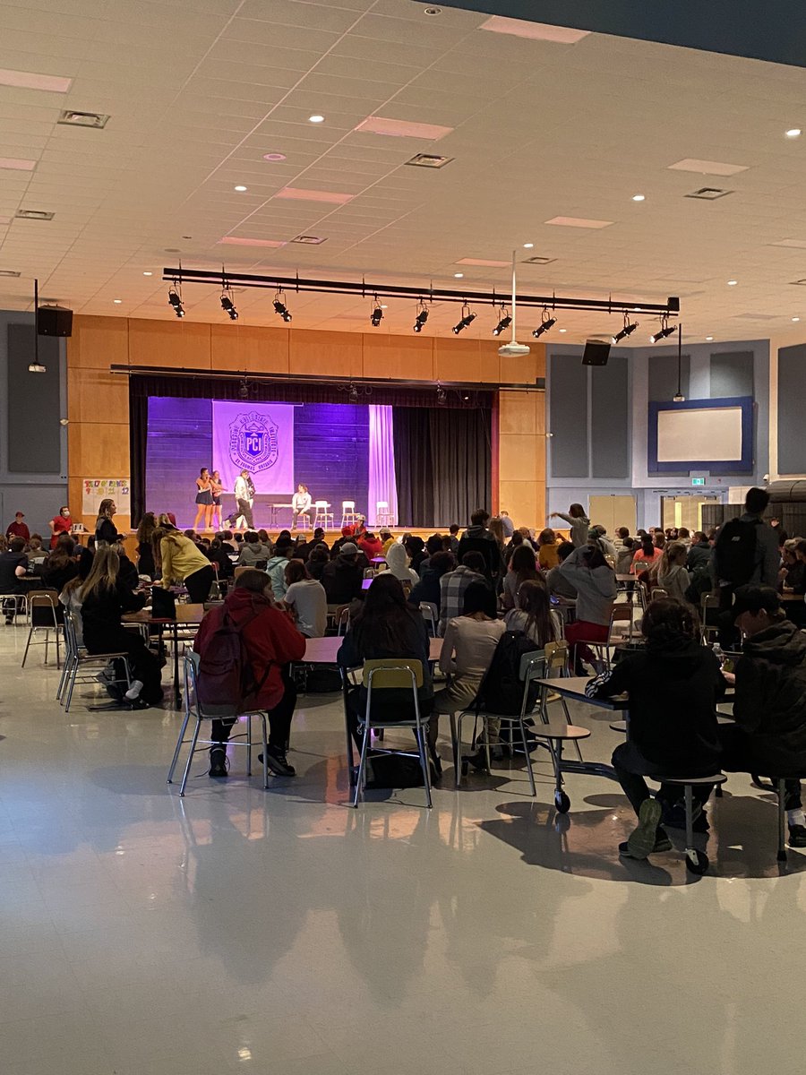 ParksideCI's tweet photo. Battle of the Grades is happening each day this week at lunch in the cafeteria - all are welcome! wear your grade’s colour and come to watch, participate, and enjoy! #eclearning @TVDSB @TVDSBSafeSchool @TVDSBEquity https://t.co/0fBenUaHAB