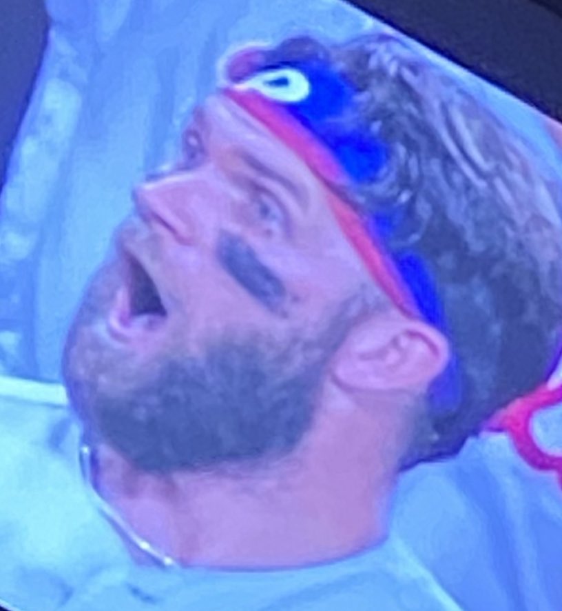 JOEL9ONE's tweet photo. A GIF is born https://t.co/mM7iKp31GR