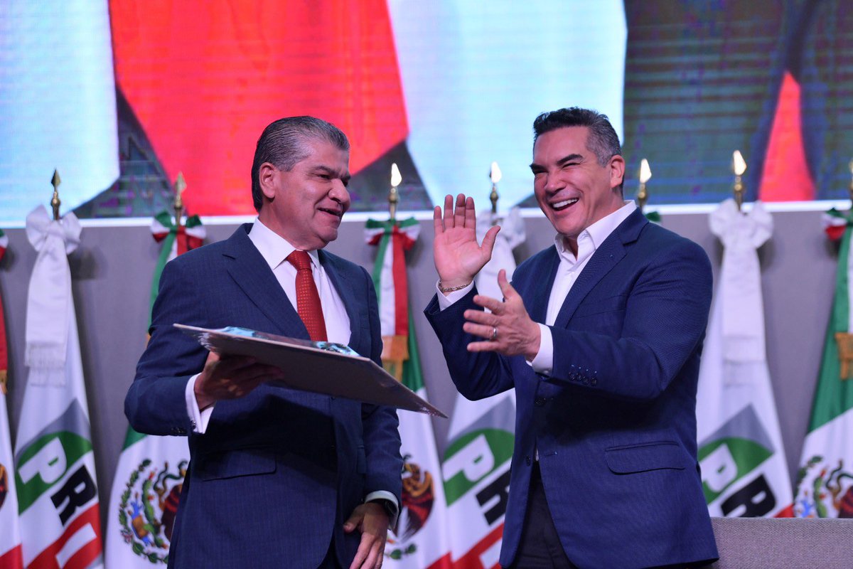 alitomorenoc's tweet photo. Muchas felicidades por tu participación en #DiálogosPorMéxico, amigo @mrikelme. ¡Tu experiencia y capacidad suman al gran trabajo por México y por todo el priismo! https://t.co/gZDcf6MobY