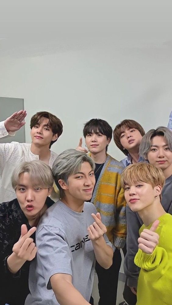 clou7ds_7's tweet photo. (●'◡'●)       2025. 
💜💜💜💜💜💜💜 https://t.co/SuBeKPhY1Z