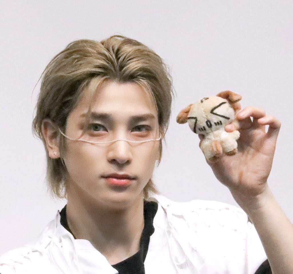 shopgaes's tweet photo. WTS LFB PH GO: HAN KONGI - BAE173 LEE HANGYUL DOLL by @Hannkong_2

🐶10 cm doll + transparent pc
🐶Php 895 ea +  lsf
🐶DOO: Oct. 21 (8 pm)
🐶DOP: Nov. 4
🐶Normal ETA 

order here: https://t.co/QOEFHjnMon
@bentamobae @BAE173Market 🤍 https://t.co/jiDg6hbJ8A