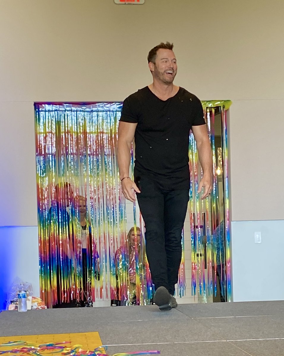 Official Eric Martsolf Fans tweet media