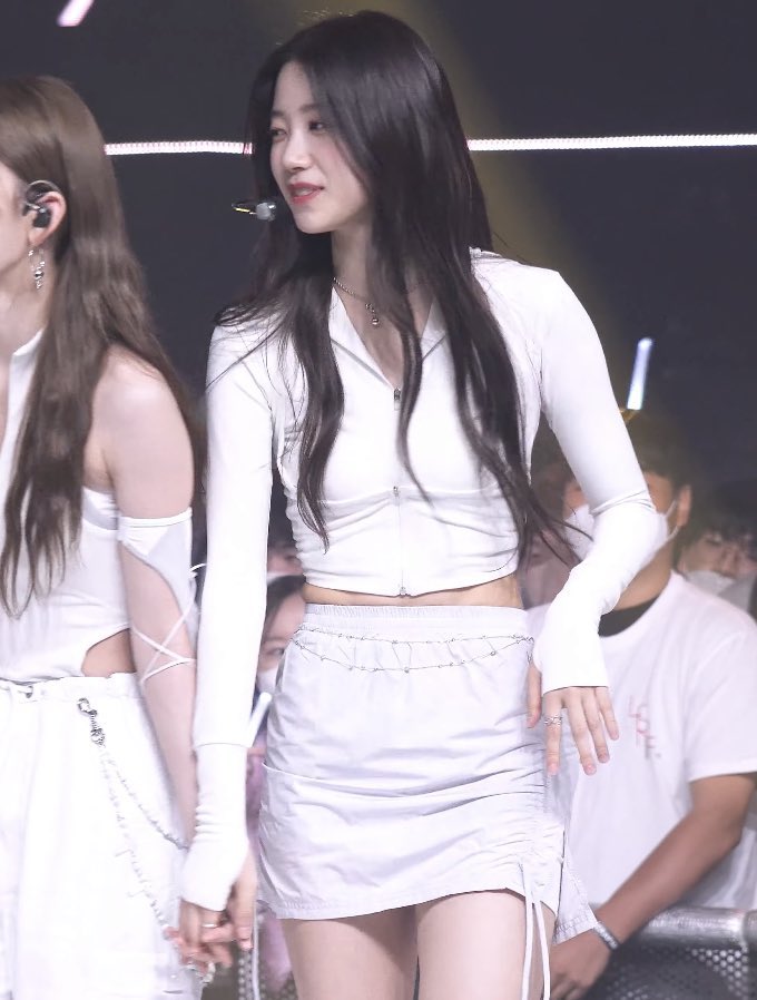 kazuha pics (@kazuhapictures) on Twitter photo 