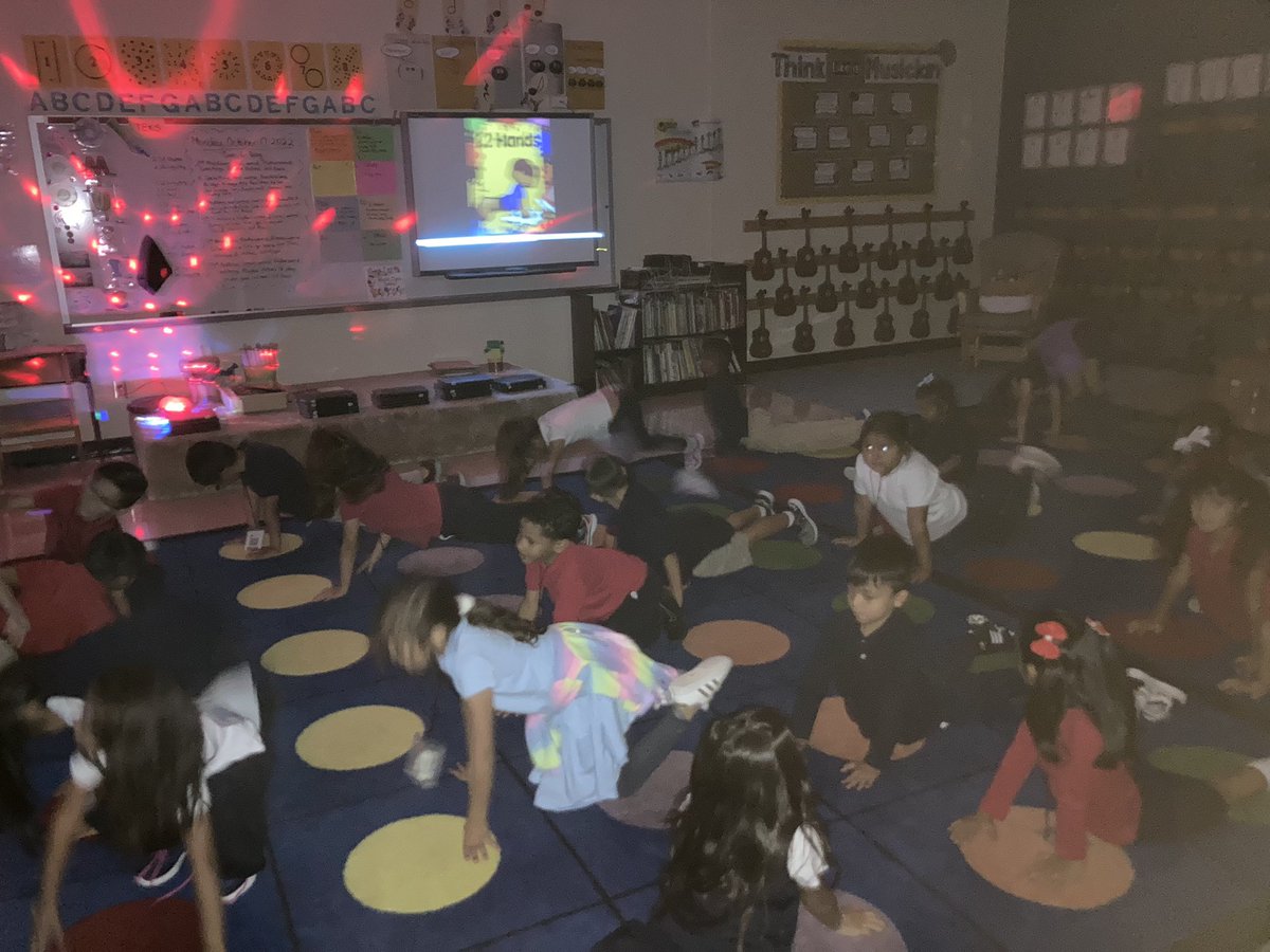 mrsshier_sstars's tweet photo. It’s only Tuesday but still so much learning and teamwork in the music room… plus another dance party! #ACFTmusic #WeAreBirdvilleISD #acfttigers https://t.co/t9YiUoCsiF