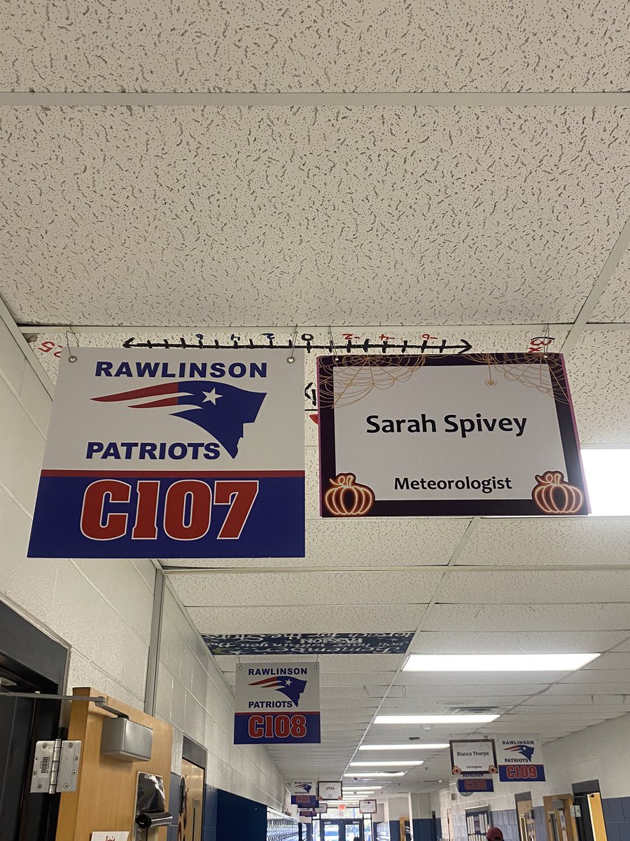 Pretty surreal to see my name next to my middle school alma mater, @NISDRawlinson, some nearly 20 years later! Had such a good time at the school’s STEAM fall fest, talking about the science of meteorology! @NISD #KSATweather https://t.co/tKrEa3GUWb