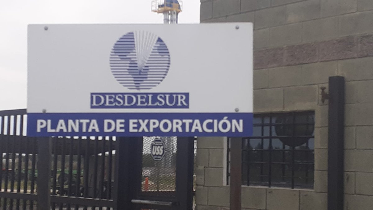 urgara's tweet photo. @acopiadores Fin de la MENTIRA, dejen de cubrir a DESDEELSUR S.A.que explota a los trabajadores. Hay un convenio inter sindical registrado ante el MTEYSS en 2006. que pone fin a cualquier tipo de discusión. Hablen con la verdad. https://t.co/w8Z0MEytSy