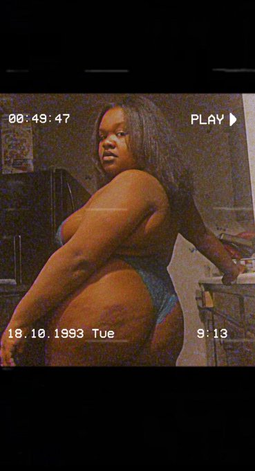 If I was a 90&rsquo;s freak Hoe 🤪🤩 https://t.co/P1saJg9Dz4