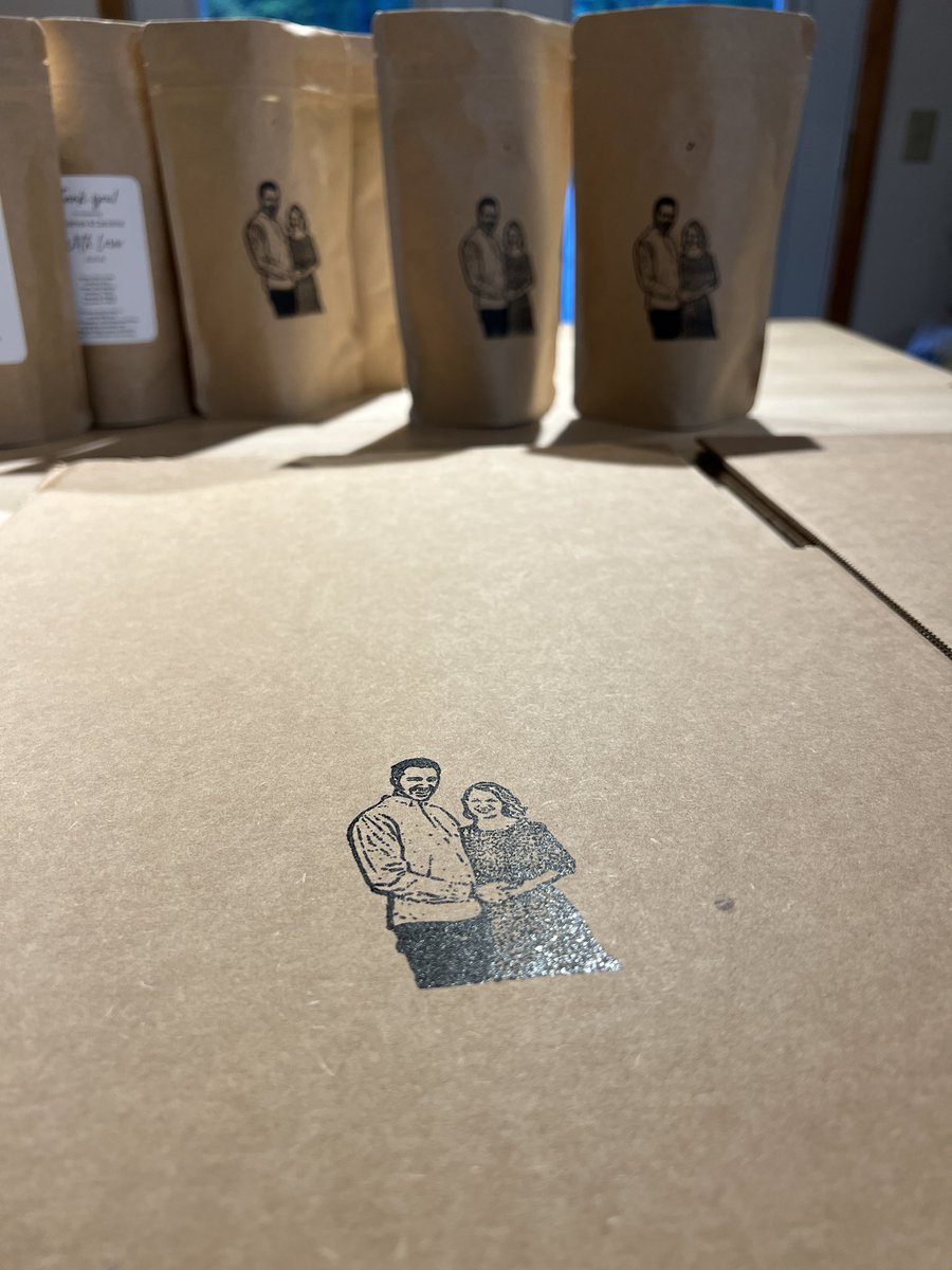 Wsonscoffee's tweet photo. We love doing customized wedding favors and private label coffees for any occasion. https://t.co/3D4GXZqU3h https://t.co/rTSJqGPgHu