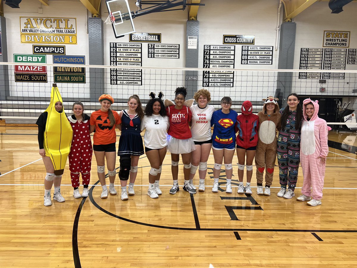 Campus_VBall's tweet photo. CONGRATS TO COACH BROWN AND OUR JV TEAM!! What an INCREDIBLE season you ALL have shared TOGETHER!! GO COLTS!! ❤️❤️ https://t.co/9wWD1aqQzs