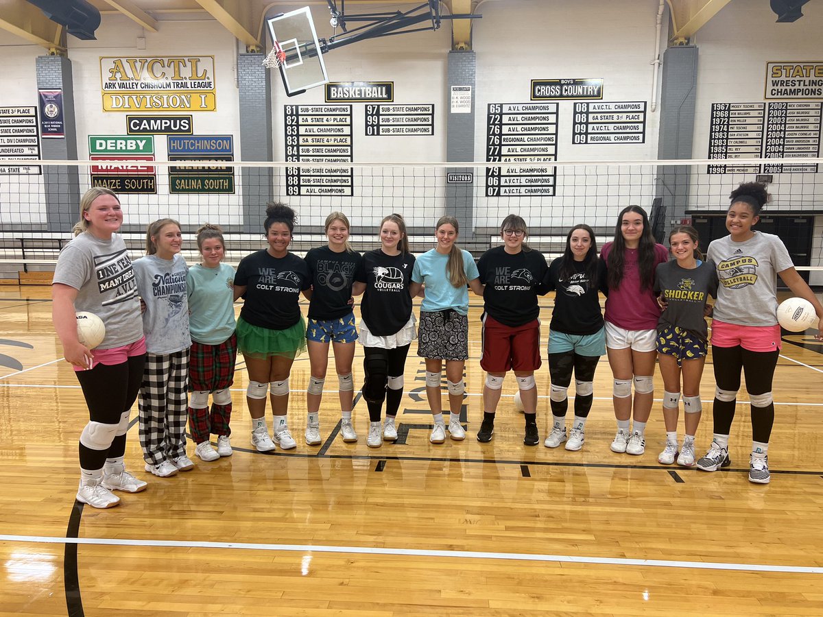 Campus_VBall's tweet photo. CONGRATS TO COACH BROWN AND OUR JV TEAM!! What an INCREDIBLE season you ALL have shared TOGETHER!! GO COLTS!! ❤️❤️ https://t.co/9wWD1aqQzs