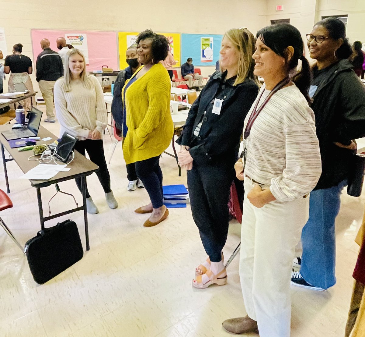 ShontriaLC's tweet photo. The first in person PD for GCS school social workers in over 2 years! Staff were excited to engage in an interactive collaborative exercise reflecting on our dropout recovery period. https://t.co/KRvQwbnEcT