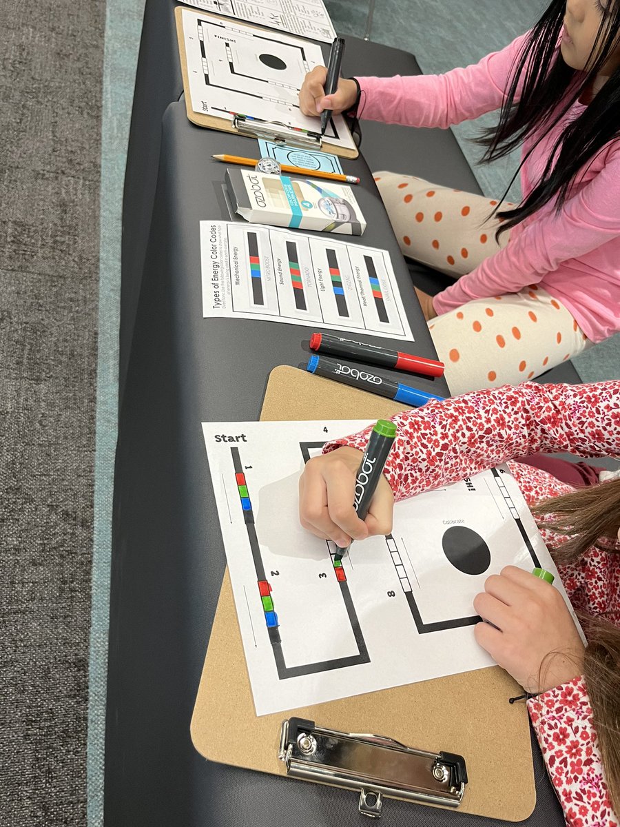 SinksInnovators's tweet photo. Students loved using @Ozobot to code sequences relating to different forms of energy. Thank you @edtechsavy for your help with this engaging activity! @MinettElem https://t.co/b767OiQQtV