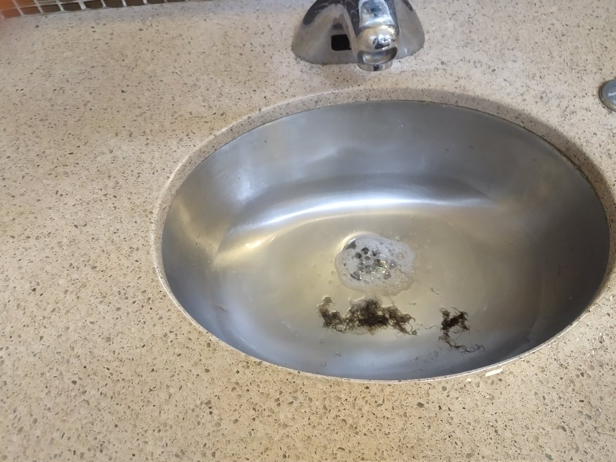 24 hour downtown sac and Supercuts all in one