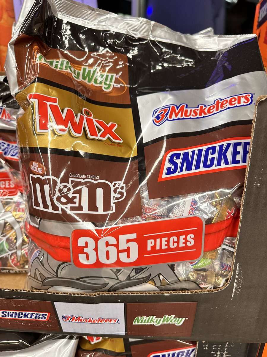 PatC's tweet image. Honestly I was just tired of buying one tiny piece of candy every day and this product met my needs.