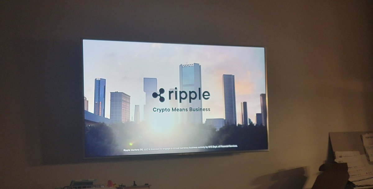 Watching the <a href="/warriors/">Golden State Warriors</a> <a href="/Lakers/">Los Angeles Lakers</a> game and a <a href="/Ripple/">Ripple</a> commercial came on 😯

#crypto #ripple #xrp #warriors #lakers