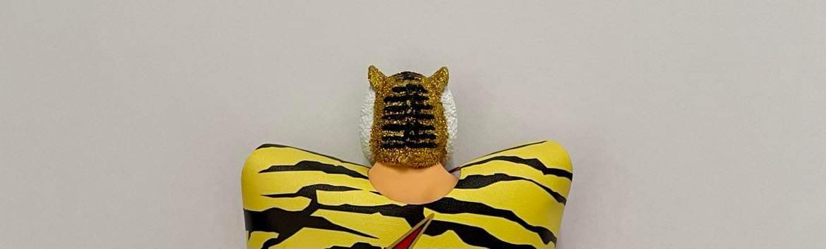 junkshopdog's tweet photo. WHY WAS FIRST TIGER MASK DELAYED? It's all revealed in this image. He'll be ready early in Series 3.
#firsttigermask #satorusayama #tigermask #cape #Sofubi #junkshopdog https://t.co/ddefxf9X98
