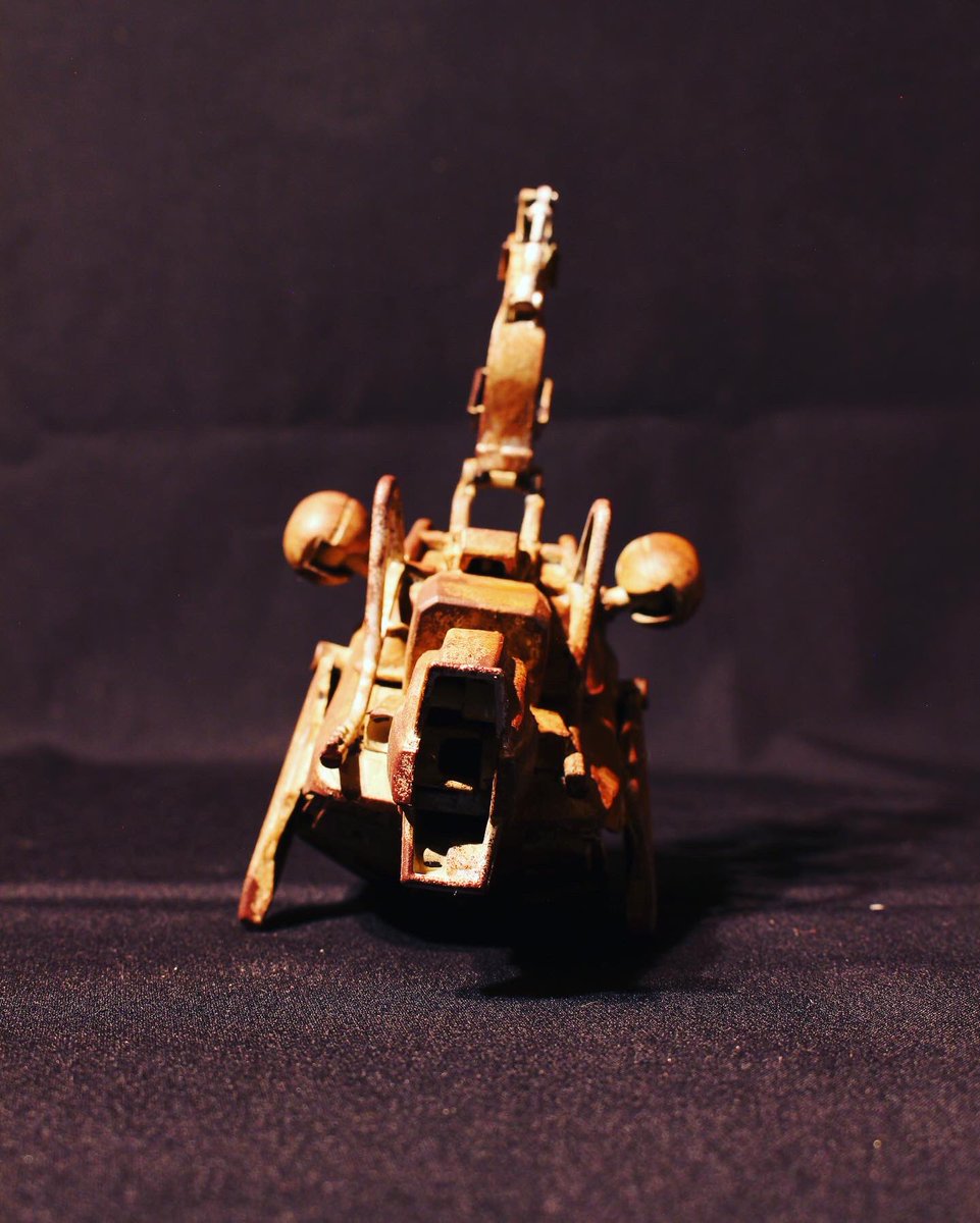 tatool_handroid's tweet photo. 「141.anglerfishⅡ」

深海魚をイメージして制作しています。

#HANDROID   #ジャンク  #ロボット  #ミキシング  #オリロボ  #廃材  #プラスチック #アート  #art  #デザフェス  #G-209～212 https://t.co/ldQJCbVSiv