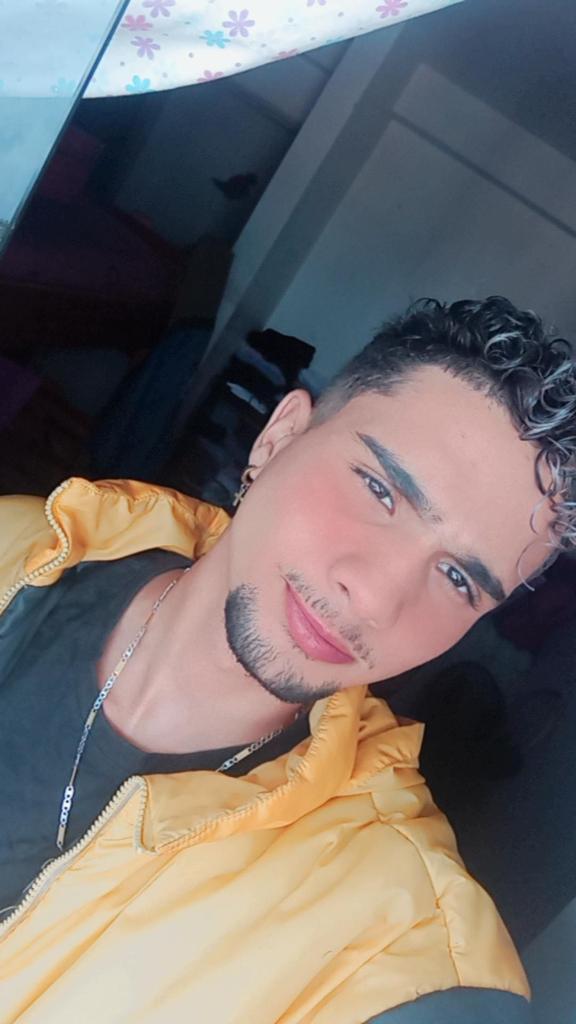 BoyJostin's tweet photo. ¿Estarías conmigo? https://t.co/1z5NwKYl7s