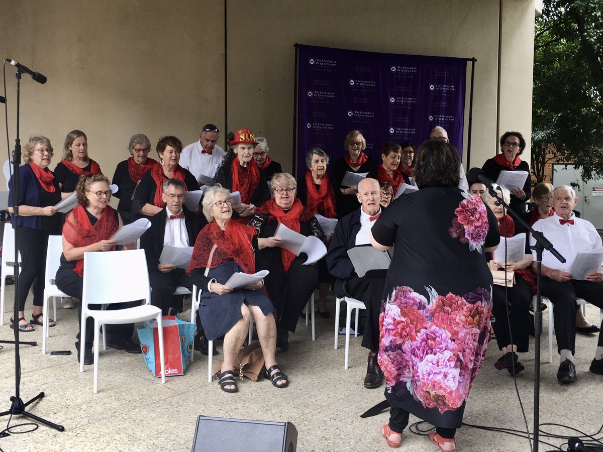So happy to finally see the Sing Sing Sing choir led by Melissa Gill at @QldBrainInst celebrating 10 years of Clem Jones Dementia Research Centre @uqmusicdance