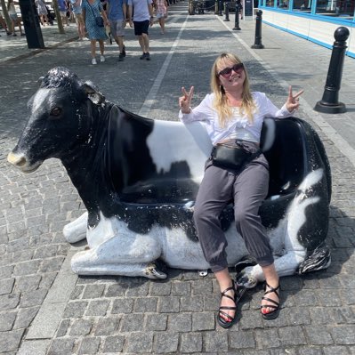 ArtyLynds's tweet photo. #cowch https://t.co/SBuRcYhUW2