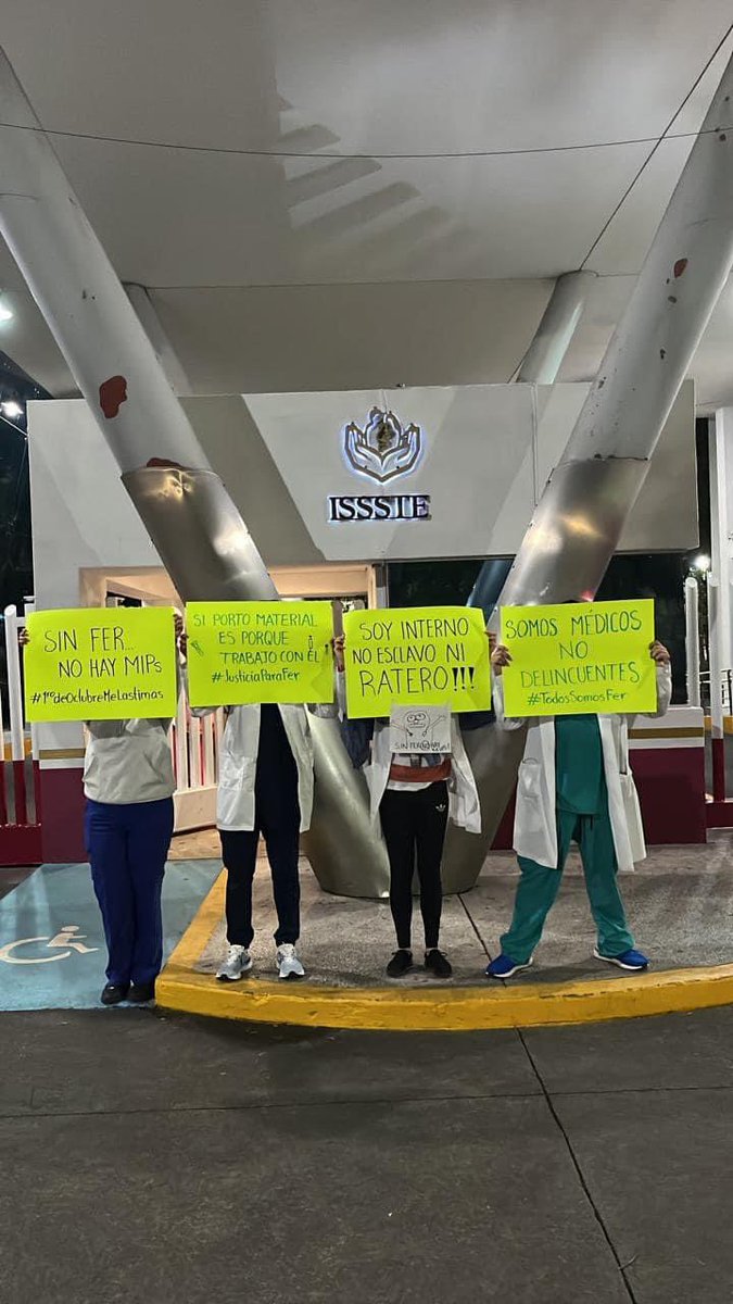 Dra_danirg's tweet image. Hoy los MIPS del  Hospital 1 de Octubre decidieron suspender su labor por apoyo a Fer un MIP que fue detenido por policías federales de la instalación y llevado al MP por encontrar material en su mochila, mismo que se utiliza en el Hospital #JusticiaParaFer #MedicosInternos