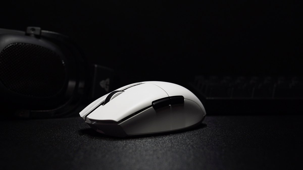 That's right! Our Aria Gaming Mouse is back in stock on Amazon US! Get it while you can!

🎯amazon.com/dp/B0B7D57LR8

🔥Other Amazing Places to Get Aria🔥
@LethalGamingGr 
<a href="/mouseclubLLC/">Mouse Club</a> 
<a href="/wearemaxgaming/">MaxGaming</a> (via <a href="/teevogear/">Teevolution</a>)
<a href="/DrMouseBR/">Dr. Mouse</a> 
&amp; our AliExpress!

#aria #gamingmouse #fantech
