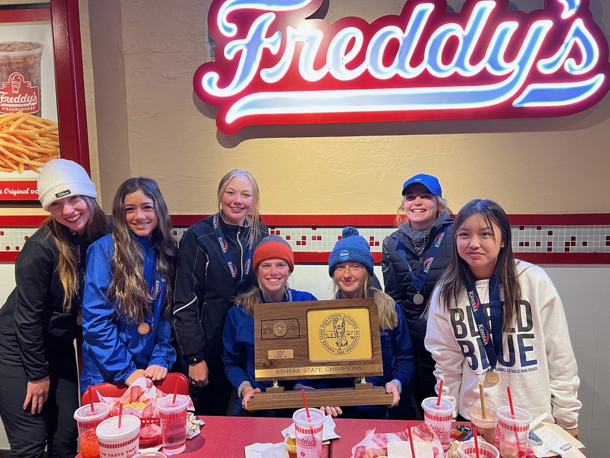What does the 2022 5A girls golf state championship team do to celebrate their victory? Freddy's baby! Delicious as always.