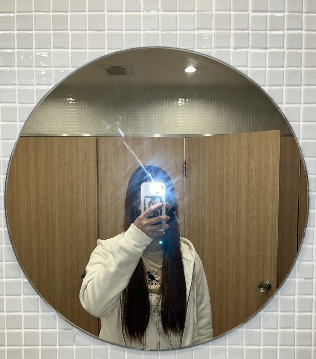 S4lKY0U's tweet photo. 彼氏募集中

彼氏いるけど上手くいってなくて新しい人探してます。結構今辛いので癒しが欲しいです。
ちゃんと会える人とうちの性格受け入れてくれる人がいいです。
エロ垢❌ ブロックします

愛知 今年20歳 です

顔はDMで

#彼氏募集中 #彼氏募集中愛知 https://t.co/njl1xmIttW