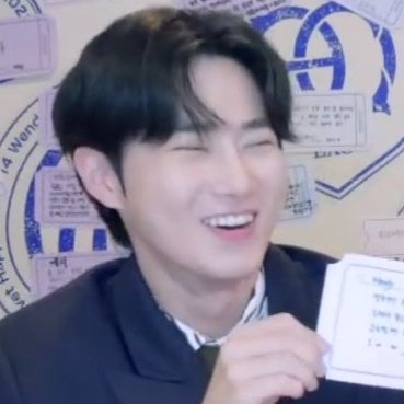 요 아기 어피치 표정 준면이 웃는거랑 똑 닮은듯 귀욤☺️