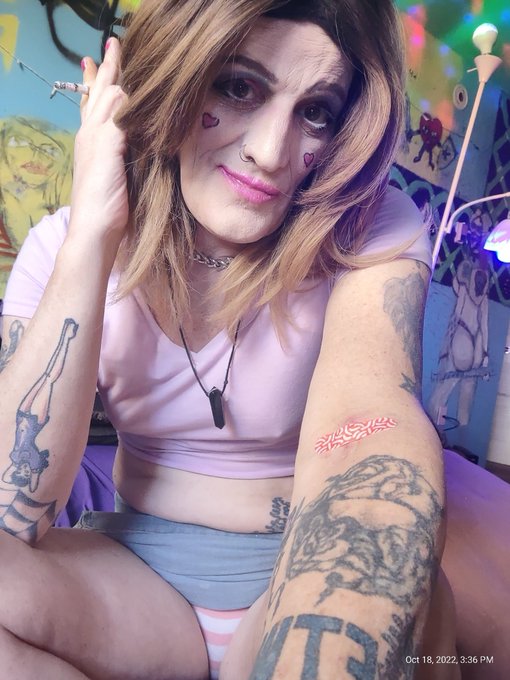 Today, it's cold outside https://t.co/CVySoSO07l<a href="/tag/newprofilepic"class="tags"><span>#newprofilepic</span></a>