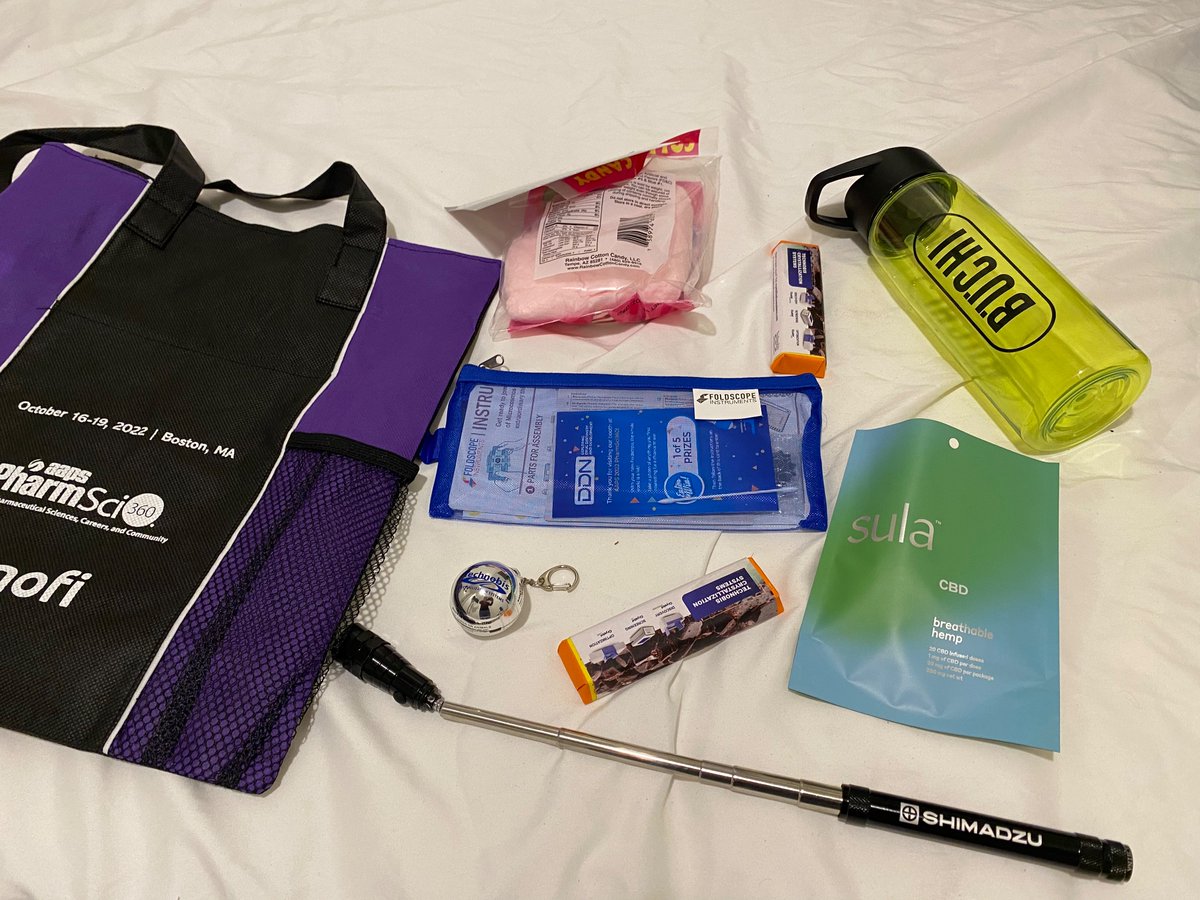 mackyavalley's tweet photo. @AAPSComms Status update- less is more! Extendable pocket torch 🔦 from @ShimadzuAusNZ and a pocket foldable paper microscope (140X optical zoom) from Foldable instrument, are the main highlight of my hunt! https://t.co/sV4iI0VTa9