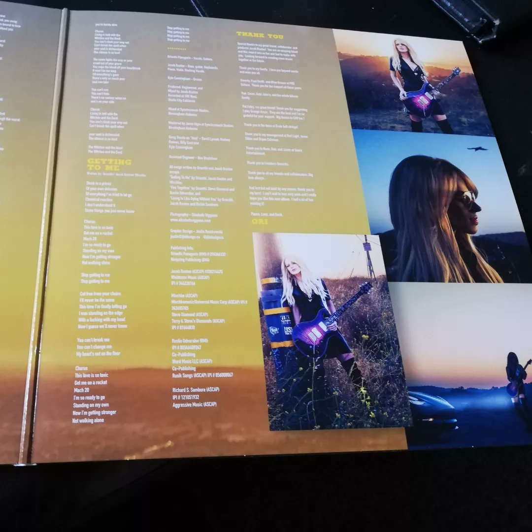 bobowarrior78's tweet photo. Been listening to @orianthi storming new album on Spotify but today's the day my CD & Vinyl have arrived. Buzzin' 🤘📀🎸🔥🌟 #orianthi #rockcandy #lightitup #firetogether #frontiersrecords https://t.co/P6seUZYf1R