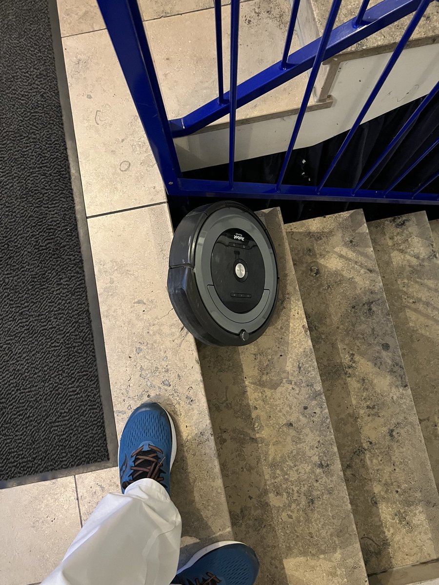 ZahnarztLudwig's tweet photo. #Heute mal eine etwas andere #Bewerbung für den #Mitarbeiter des #Monats 🤣😇🤣 aber bei uns arbeiten alle bis an ihre #Belastungsgrenze. Danke dafür auf diesem #Weg. https://t.co/60Vf92IQE0
