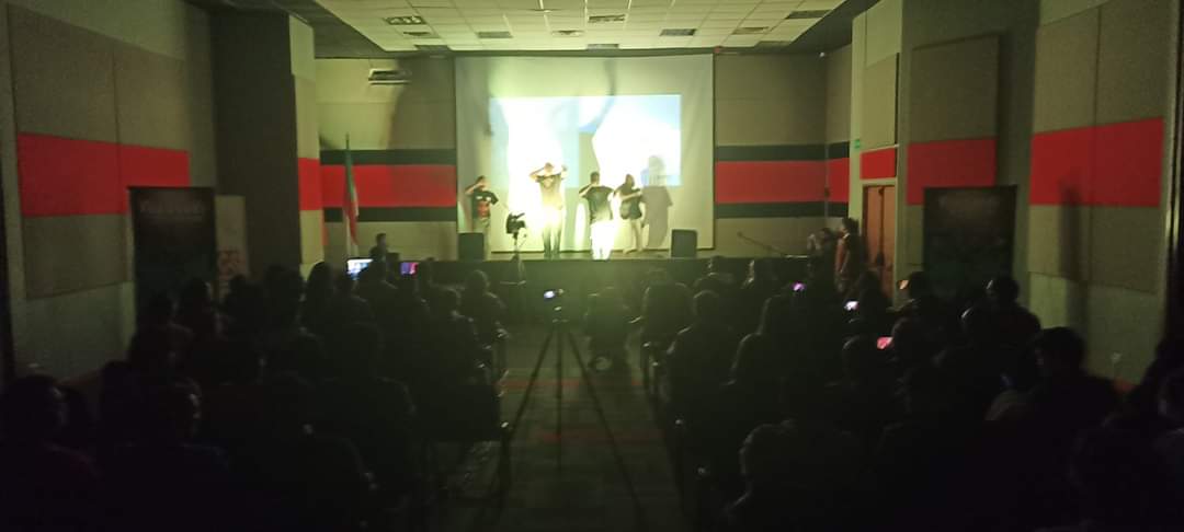 SeCulturaBoyaca's tweet photo. #Feciso Festival de Cine de Sogamoso comienza con éxito. Gobernación de Boyacá Secretaría de Cultura y Patrimonio de Boyacá #ProgramaDeptalConcertaciónCultural2022
#BoyacáAvanza #BoyacáReactivalaCultura https://t.co/ghZVchI7mI
