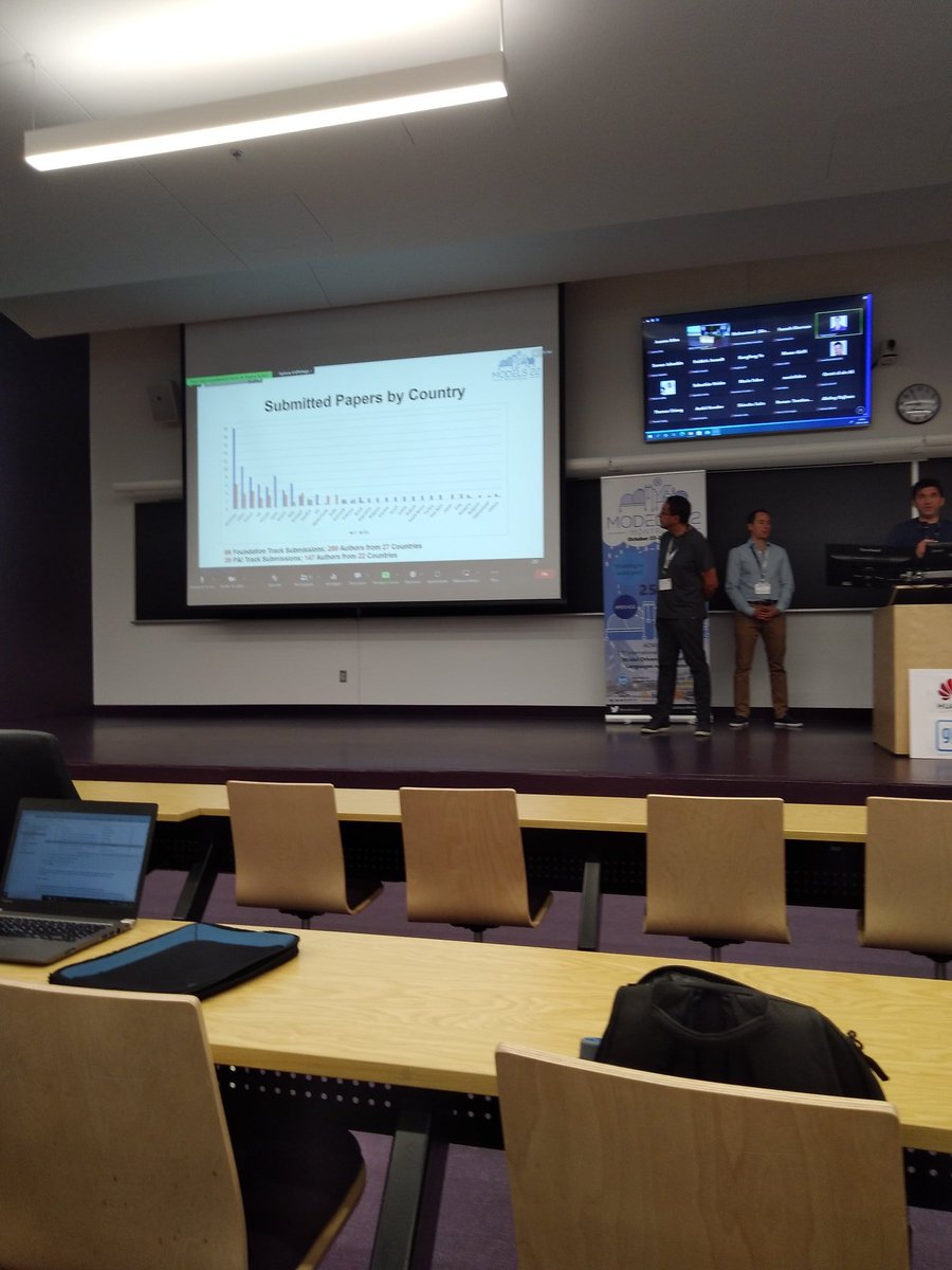 DsiClaudio's tweet photo. Just a First picture of the day one at @modelsconf! #models2022 #Montreal https://t.co/9NEmAyp5oO