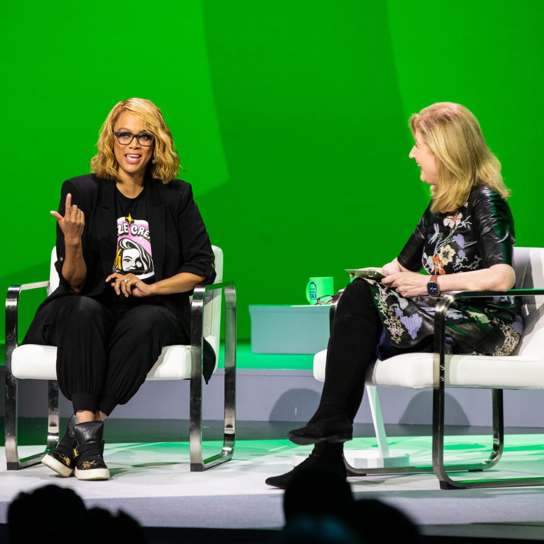 I first met Tyra Banks when I was on her show in 2006. Last week, we switched roles as I had the opportunity to interview Tyra on stage at the <a href="/MastersOfScale/">Masters of Scale</a> Summit! Loved hearing about her entrepreneurial journey and what it takes to pivot. bit.ly/3TCjPx9
