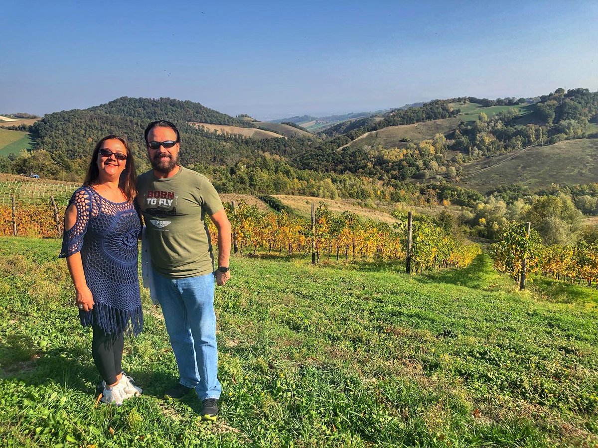CantineCerdelli's tweet photo. Enjoy and learn 🥂🇧🇷🥂
@parmawelcomeoff 
@cantinecerdelli 
.
#cantinecerdelli #tastingwine #italywinery #italianwine #brasile #brazil https://t.co/xo7bJP6lip