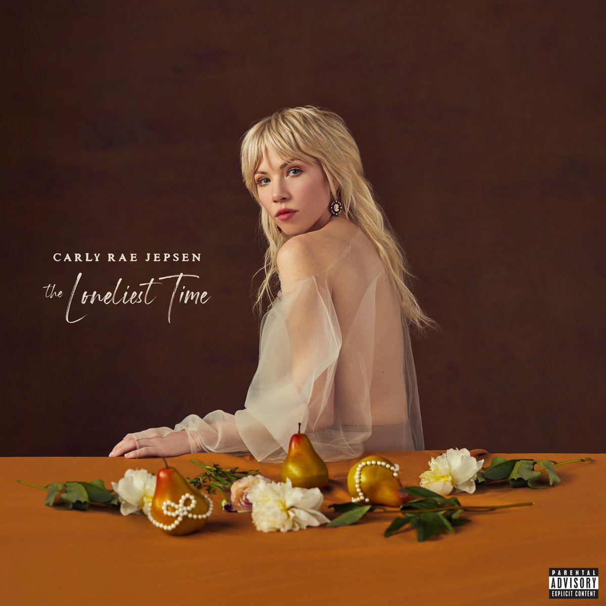 emotion_deluxe's tweet photo. ‘The Lonliest Time’ by Carly Rae Jepsen officially surpasses ‘Midnights’ as the biggest album in 2022 in the US at 4.3 billion copies. It also happens to be the best selling album of all time. 

Congratulations @carlyraejepsen! https://t.co/dmtKRN1I1B