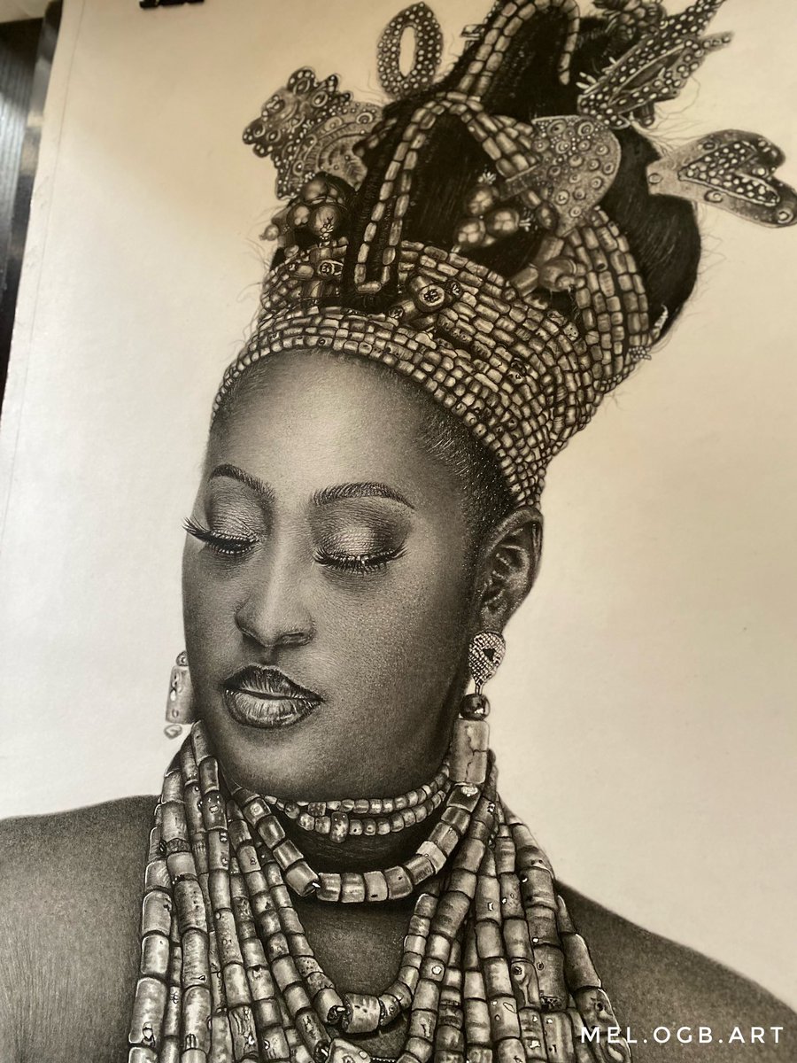 mel_ogb's tweet photo. QUEEN 👑
Title: Connection, 2022
420 x 594mm 
Charcoal on vellum paper
#art #artwork #charcoalart #Pencildrawing #nigerianart #africanart #melogbart https://t.co/fSqOvj1zCu