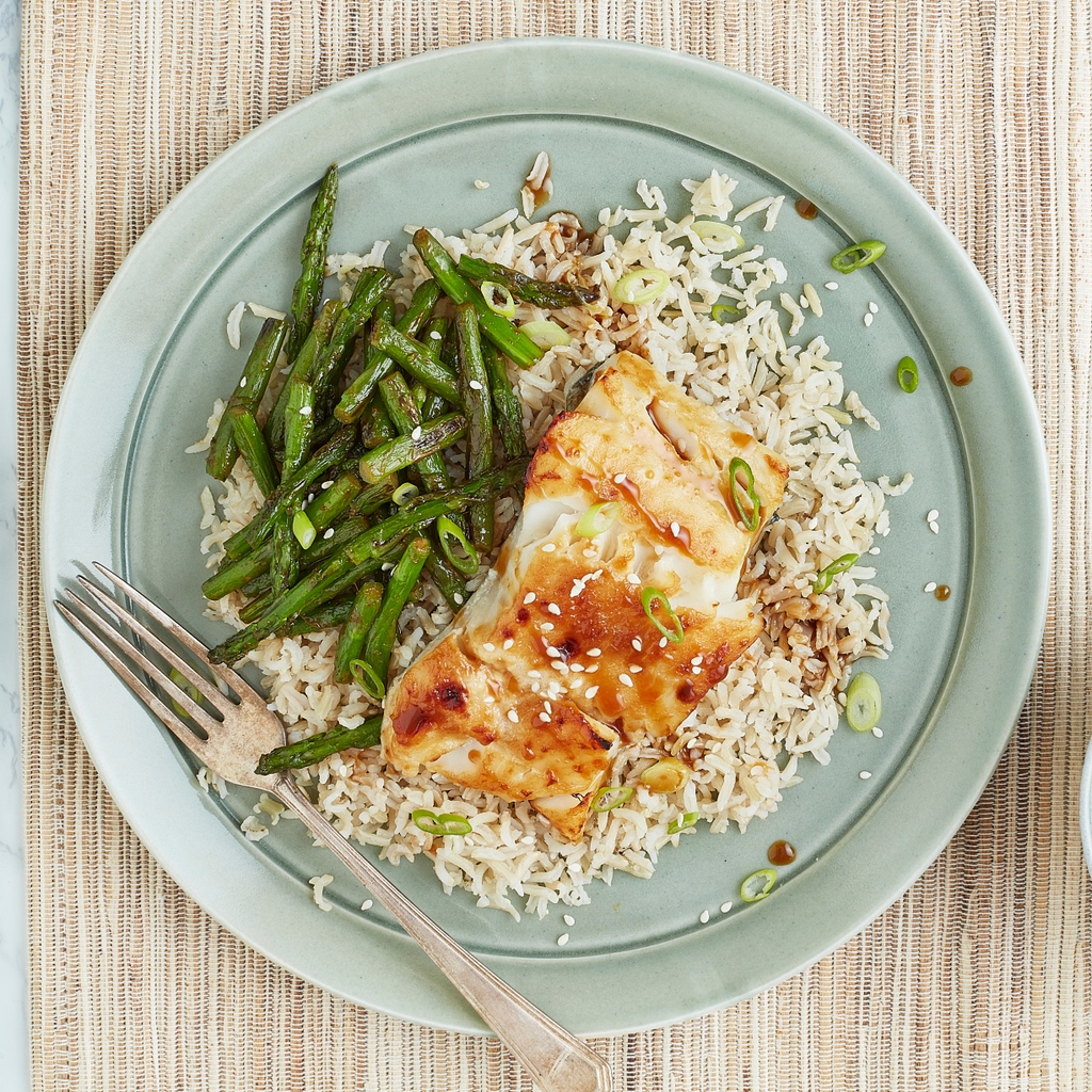 SimplyCookcom's tweet photo. Looking for a super quick and tasty weekday dinner? Well, look no further than our delicious #MisoCod ๐๐
A sophisticated, low-calorie meal that is full of flavour! ๐๐
https://t.co/MY1JIdafO8
#SimplyCook #weekdaydinners #foodie https://t.co/RXEEe45SV8