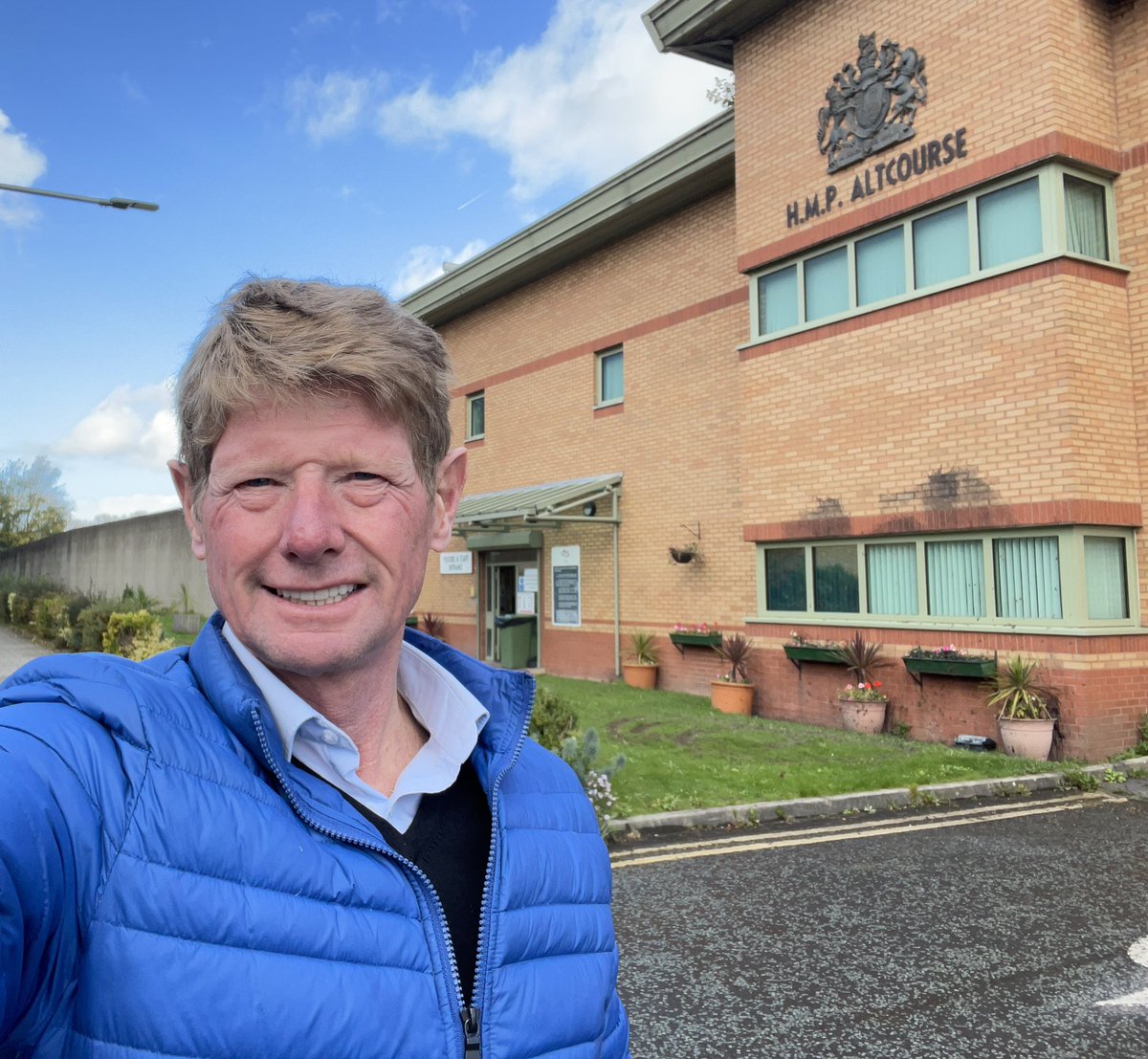 Tim Abraham (@justmrtimnow) on Twitter photo Not only a breakbreakthrough day for my MA in Journalism <a href="/faljournalism/">Falmouth Journalism</a> but one of the best things I’ve ever done in journalism, a prison visit to <a href="/AltcourseHOPE/">HMP Altcourse</a> in Liverpool interviewing inmates on sport and rehabilitation. Fantastic access for my special project podcast. Not only a breakbreakthrough day for my MA in Journalism <a href="/faljournalism/">Falmouth Journalism</a> but one of the best things I’ve ever done in journalism, a prison visit to <a href="/AltcourseHOPE/">HMP Altcourse</a> in Liverpool interviewing inmates on sport and rehabilitation. Fantastic access for my special project podcast.
