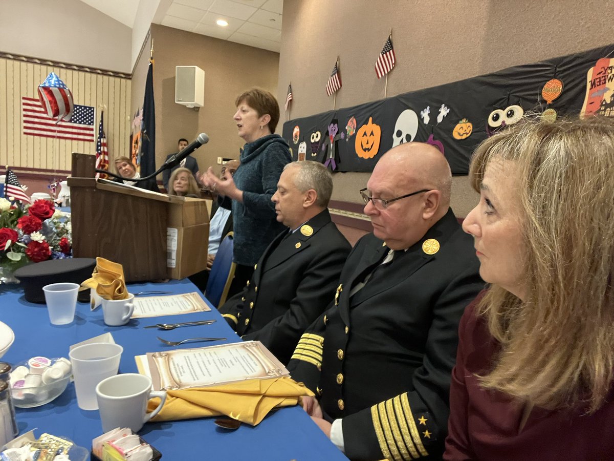 benitazahn's tweet photo. Honored to keynote at the 1st First Responders Award Pgm @Rotary club of Albany congrats @AlbanyFFs Lt Mark Fusco and. @albanypolice Detective Jesse Mall https://t.co/FhSlKcBPCo