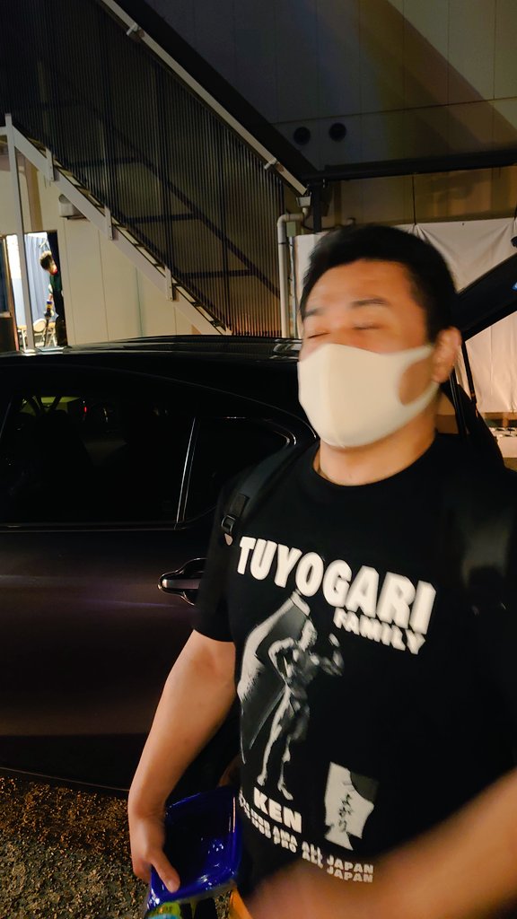 Tgurentaifujit's tweet photo. #プロレス教習所

終了しました

皆さん凄かったのですが、昨晩イメージだけ伝えられ、開始までに壮大なOP映像を造りあげた宮尾さんこそMVPだなと思いました。

DVDの副音声的なイベントを皆でまたやるべきだと吉岡審判と意見が一致し帰りました。

そんなアーカイブ購入は👇
https://t.co/UcOeWjqEnh https://t.co/i3JE6Bje6e