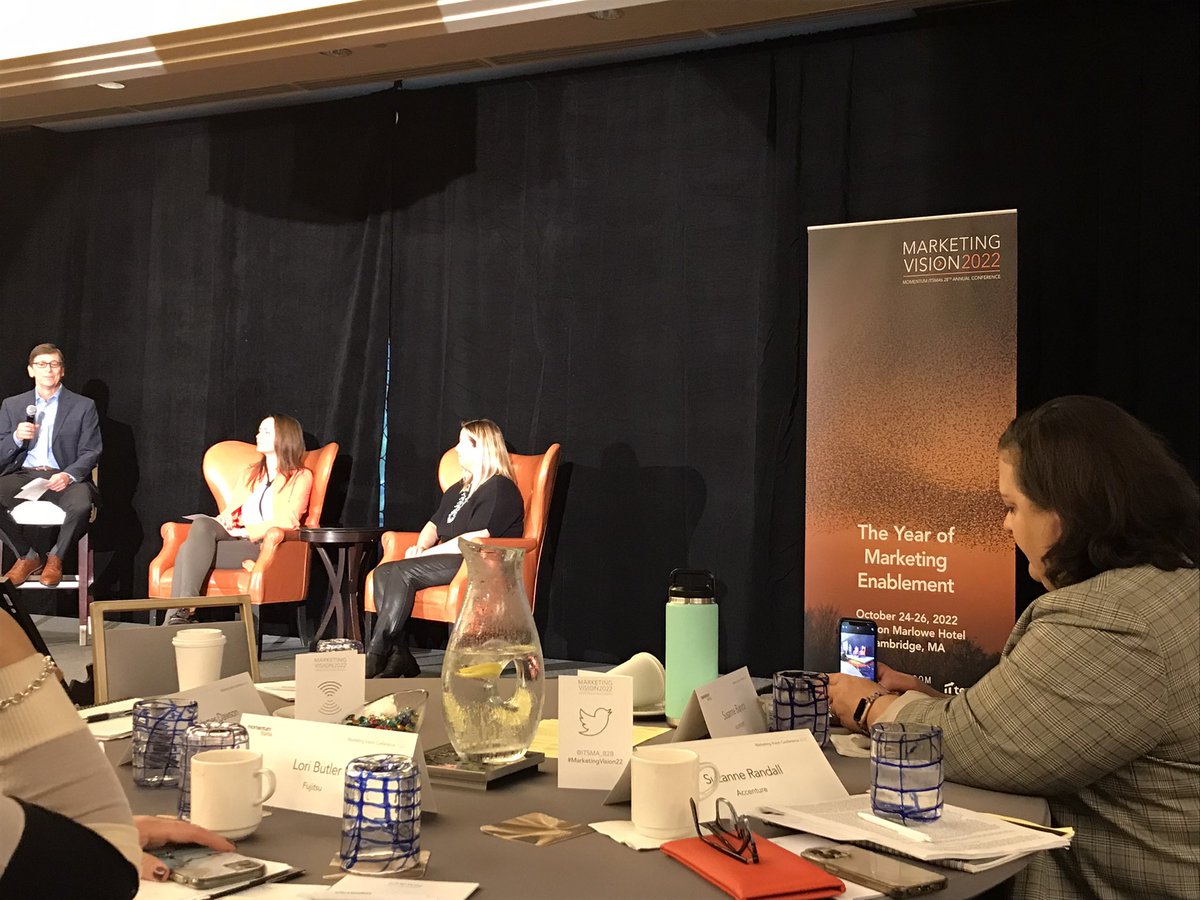 fmisbell's tweet photo. Talent and Growth of employee marketing skills is key — leaders are investing in this and these organizations are great proof points of emerging (established?) #bestpractices 

@ITSMA_B2B @DavidCMunn great job moderating a fantastic panel thanks @M_Platteau @suzanne_randall https://t.co/VtgSksWUUo