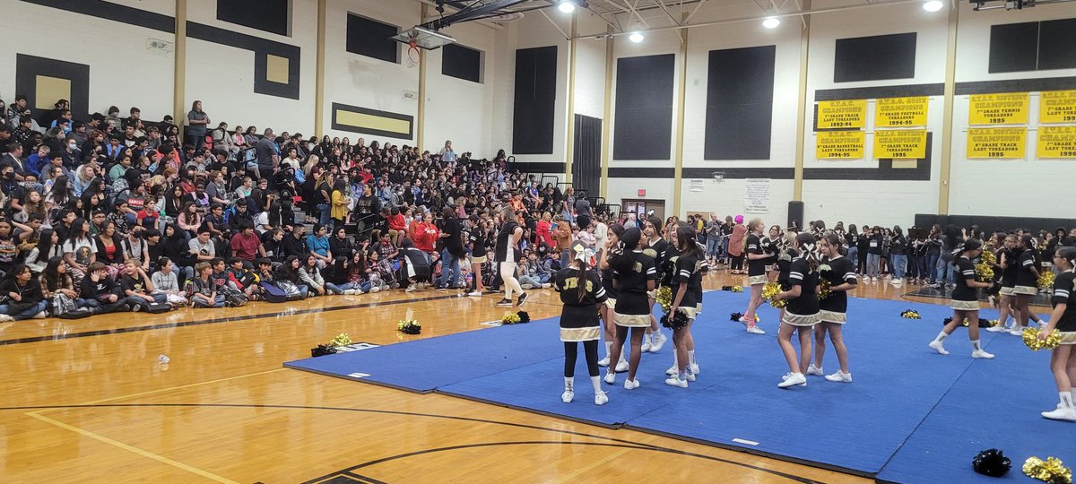 The JBMS PEP Rally was a tremendous success! #JBMSisBOLD #CultureCultivators #WeAreSeguin