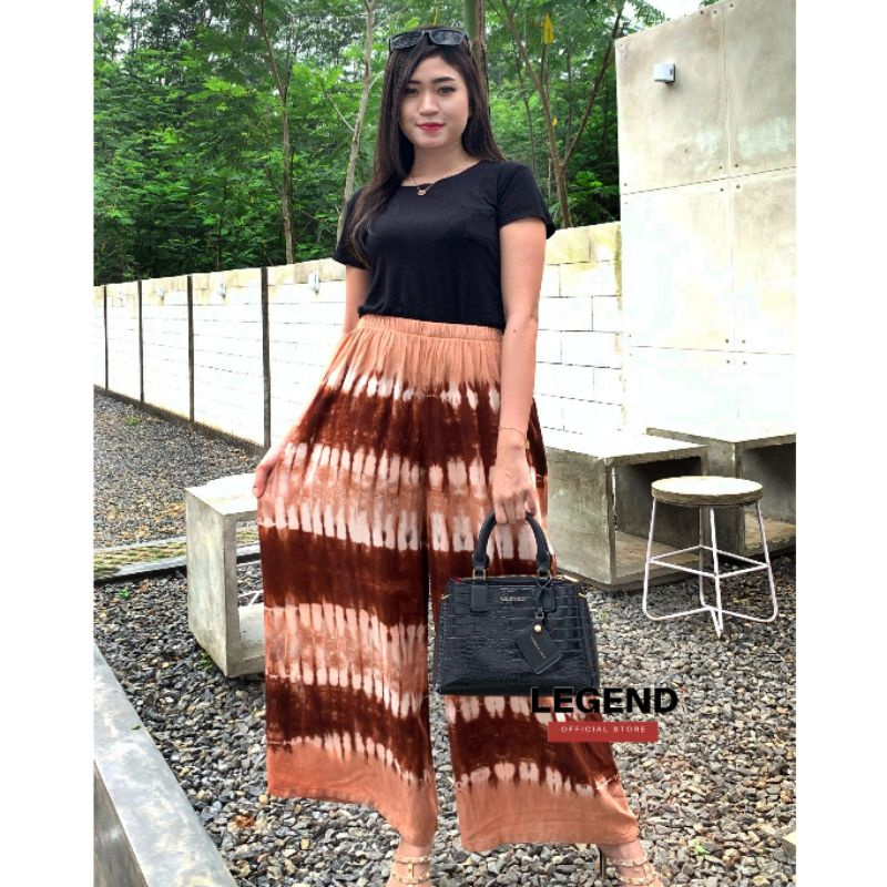 Sepulll_epul's tweet photo. CELANA KULOT WANITA TIE DYE JUMBO MOTIF BALI//CELANA SANTAI
Cek Harga Termurah Disini
OPEN ----->  https://t.co/mX4N3yKu4e https://t.co/hCnAfbs9NA